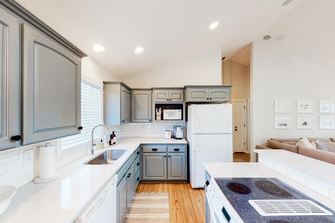 The Surfbird Pacific City Exterior foto